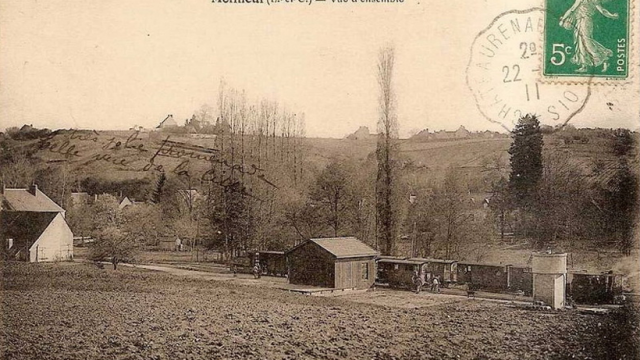 Gare de Molineuf - vue d'ensemble
(située dans le prolongement actuel du chemin des Petits Prés).
